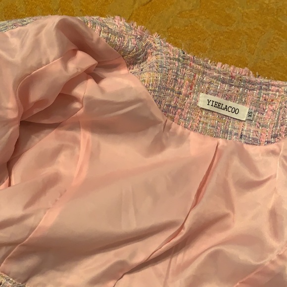 Two piece set - Picture 2 of 4